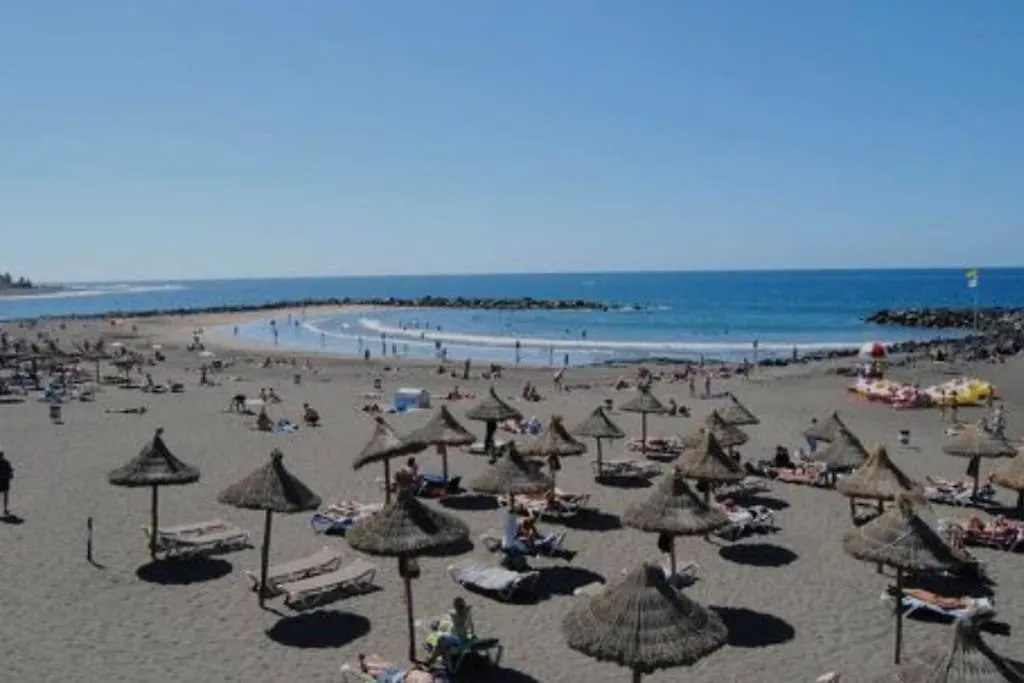 Apartamento Con Piscina Y Vistas En Playa De Las Americas ,A 2 Min De La Playa 0*, Playa de las Americas (Tenerife) Spain
