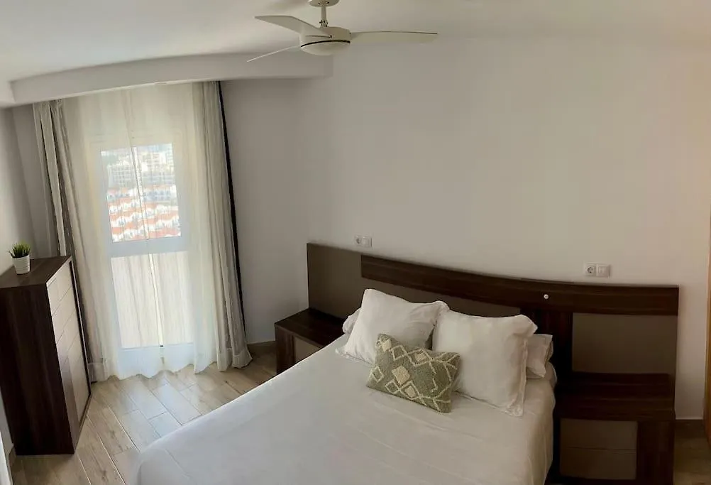 Apartamento Con Piscina Y Vistas En Playa De Las Americas ,A 2 Min De La Playa 0*, Playa de las Americas (Tenerife) Spain